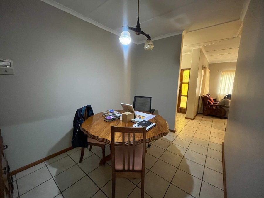 3 Bedroom Property for Sale in Flora Park Northern Cape